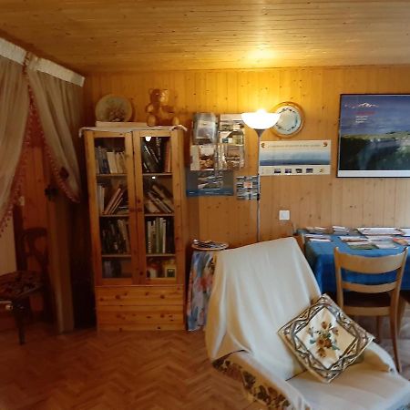 Villa La Dernier  La Côte-aux-Fées Esterno foto