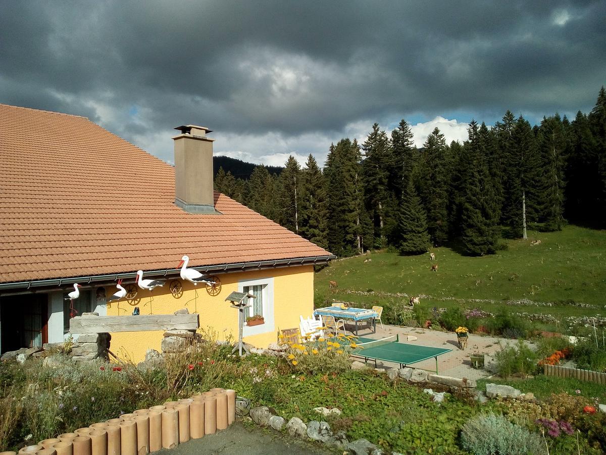 Villa La Dernier  La Côte-aux-Fées Esterno foto